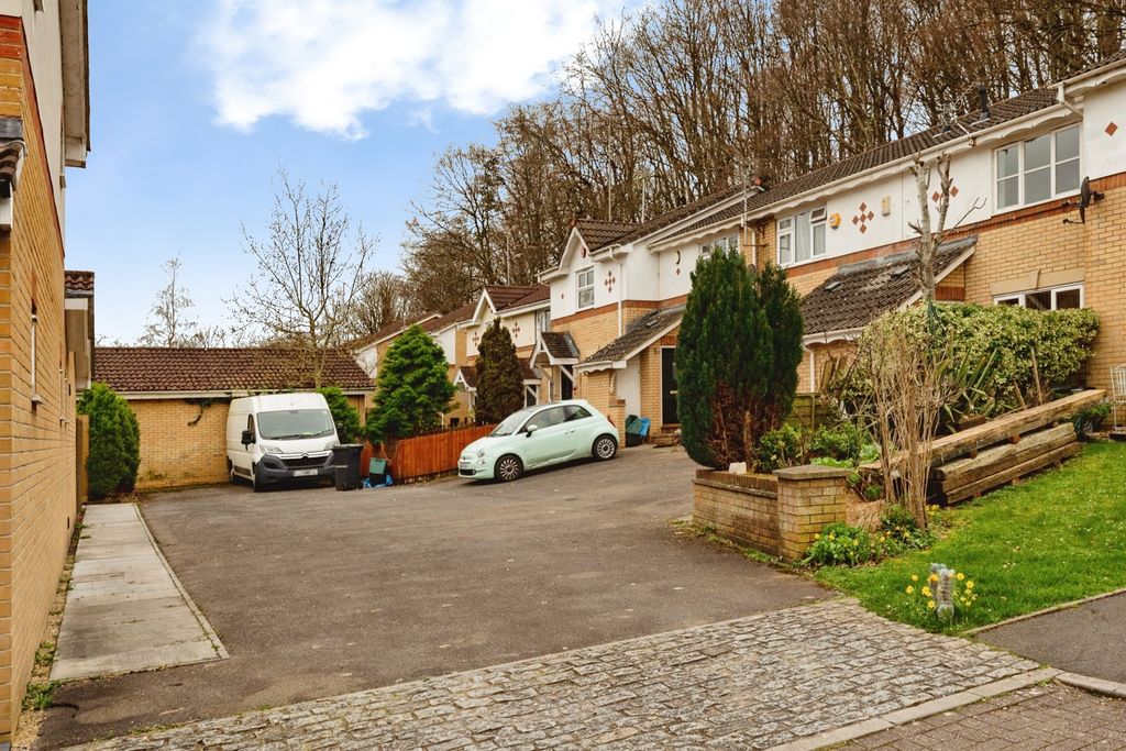 Property photo 2 of 16 Pbox-Img.Jpg