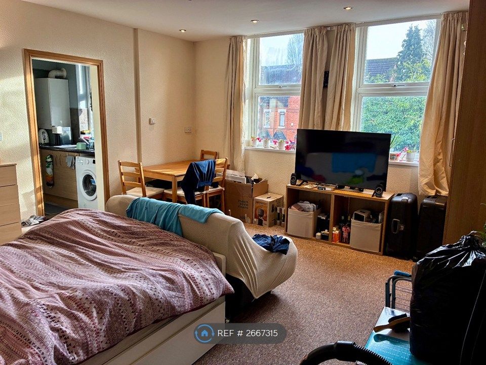 Property photo 2 of 12