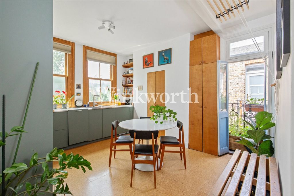Property photo 1 of 16 Picture No. 27