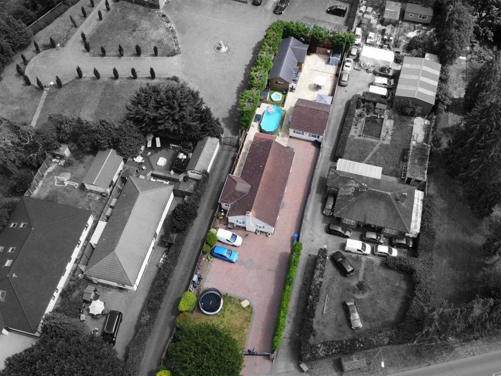 Property photo 1 of 40