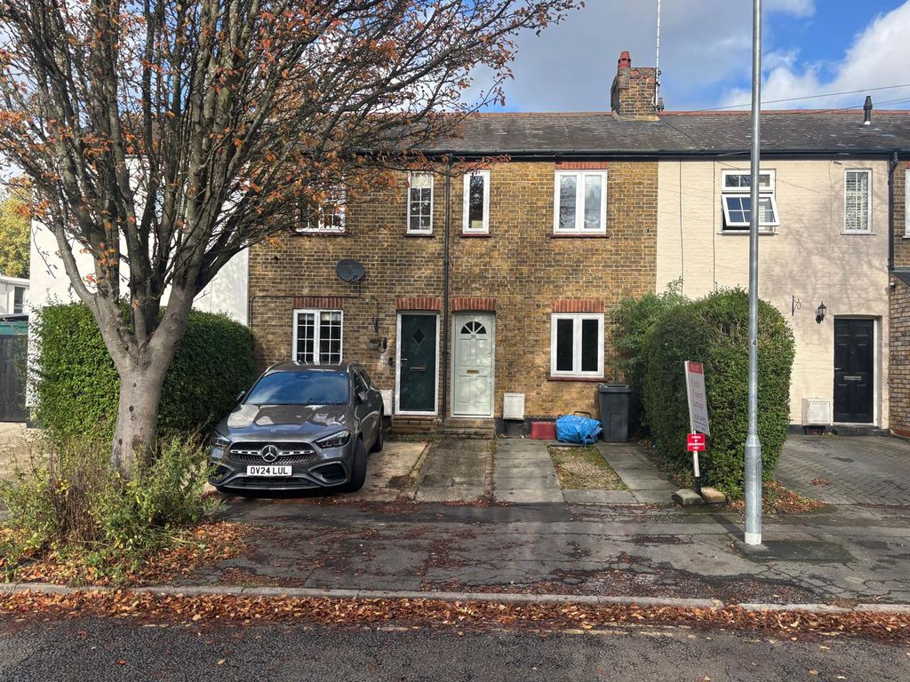 Property photo 1 of 19 House