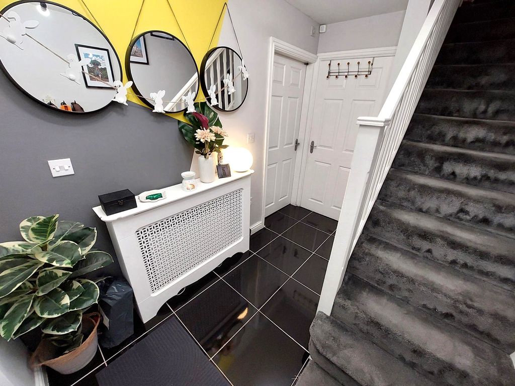 Property photo 3 of 28 20260415_115619