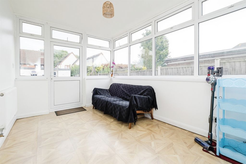 Additional image 7 of 5 bed detached house for saleBetterton Road, Rainham RM13