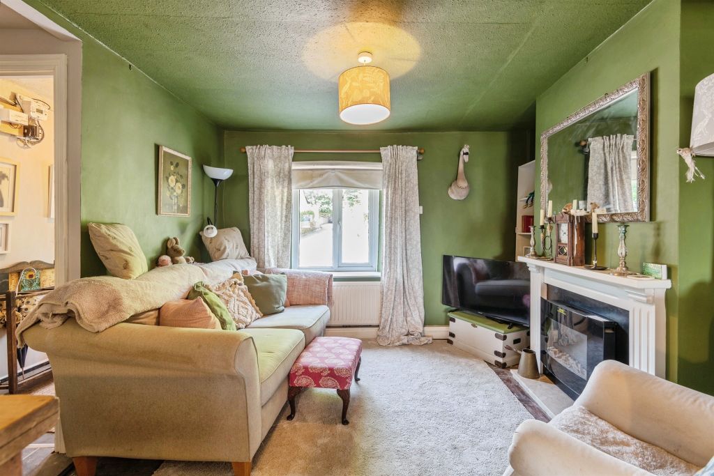 Property photo 3 of 20