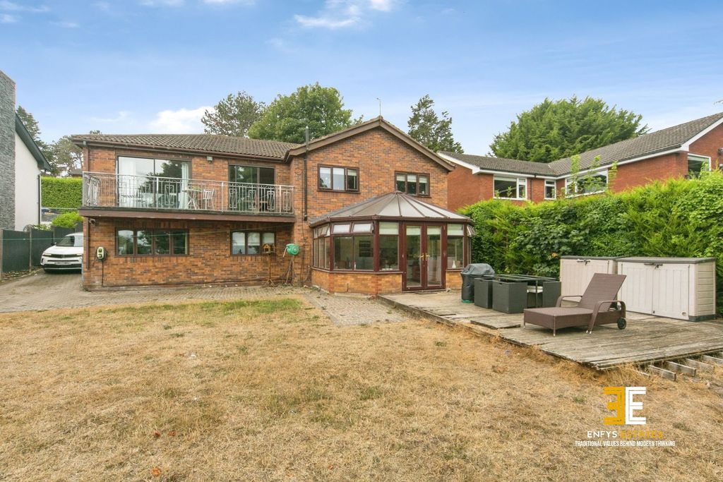 Property photo 1 of 35