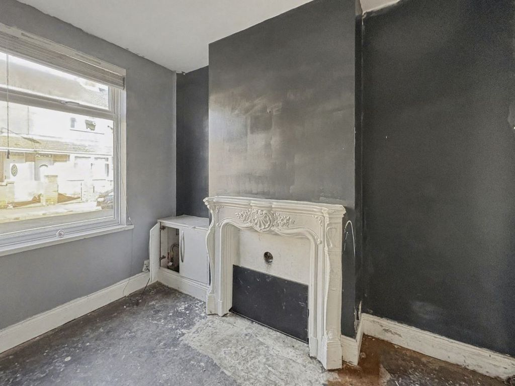 Property photo 2 of 10 Image 2