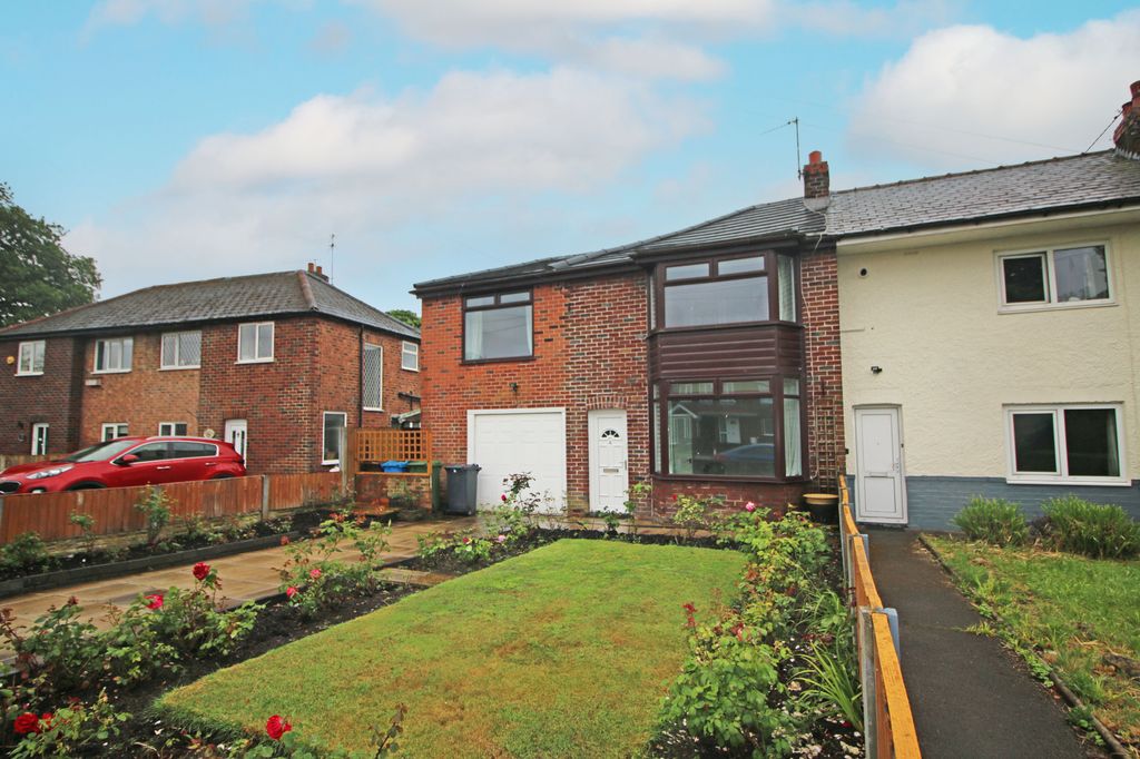 Property photo 2 of 13