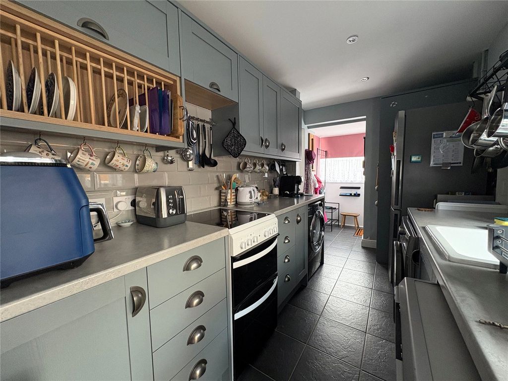 Property photo 2 of 17 Picture No. 06