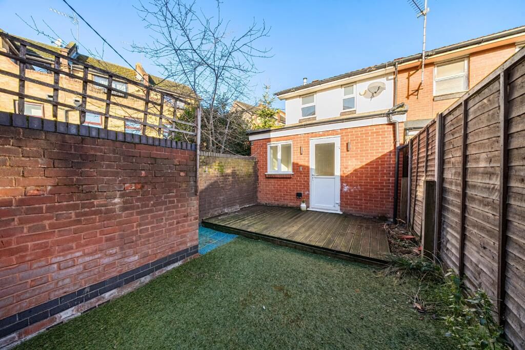 Property photo 2 of 12