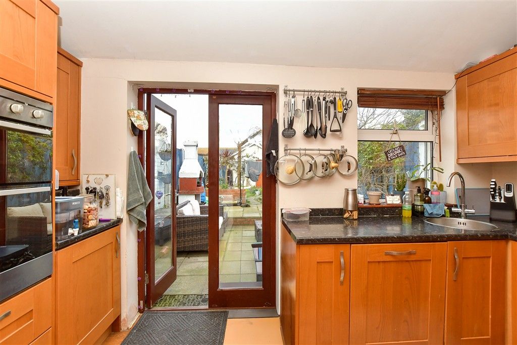 Property photo 3 of 13 Kitchen