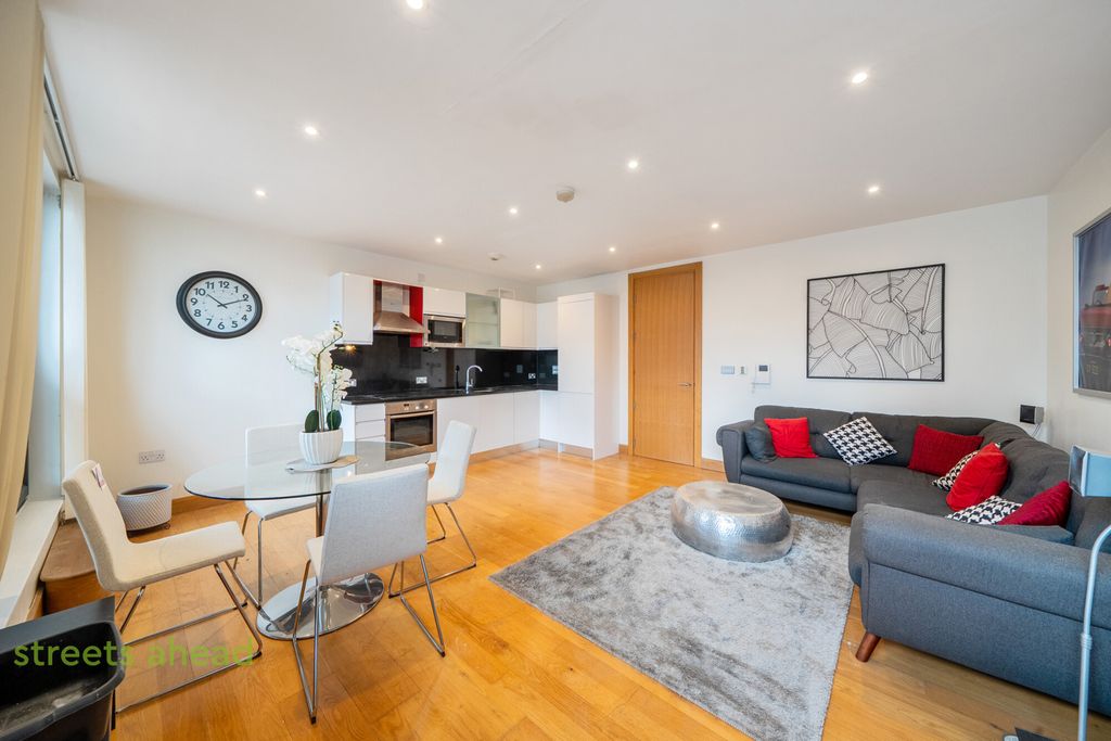 Property photo 1 of 20 B5340E8c-Fbff-474...