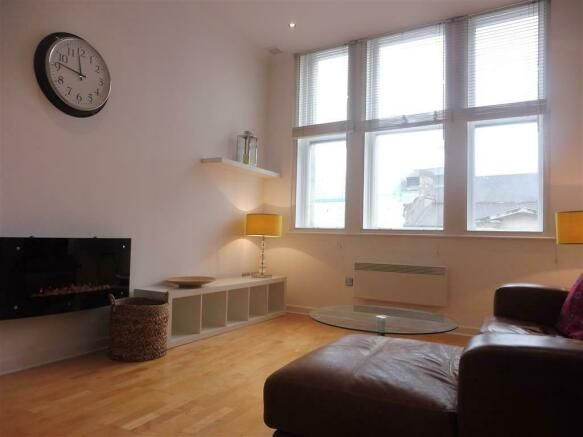 Property photo 2 of 7 Bedroom