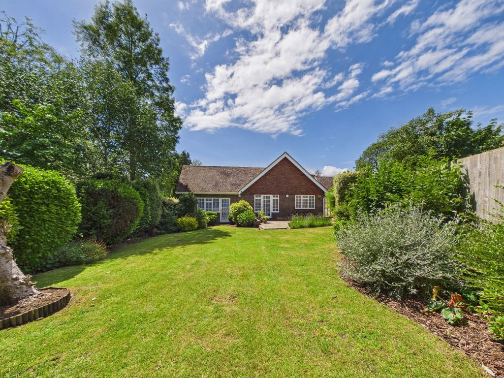 Property photo 2 of 24