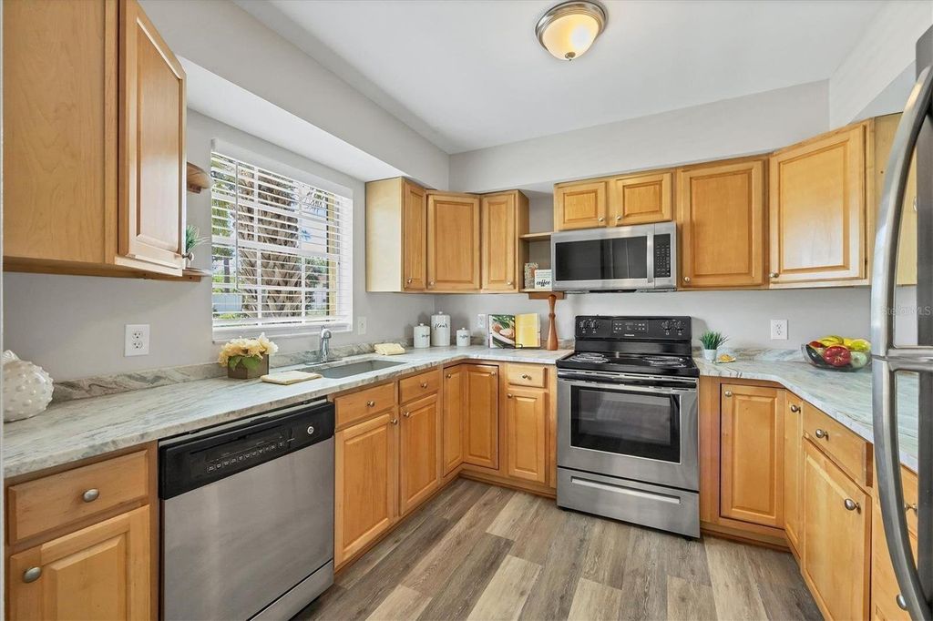 Property photo 3 of 19 <Alttext/>