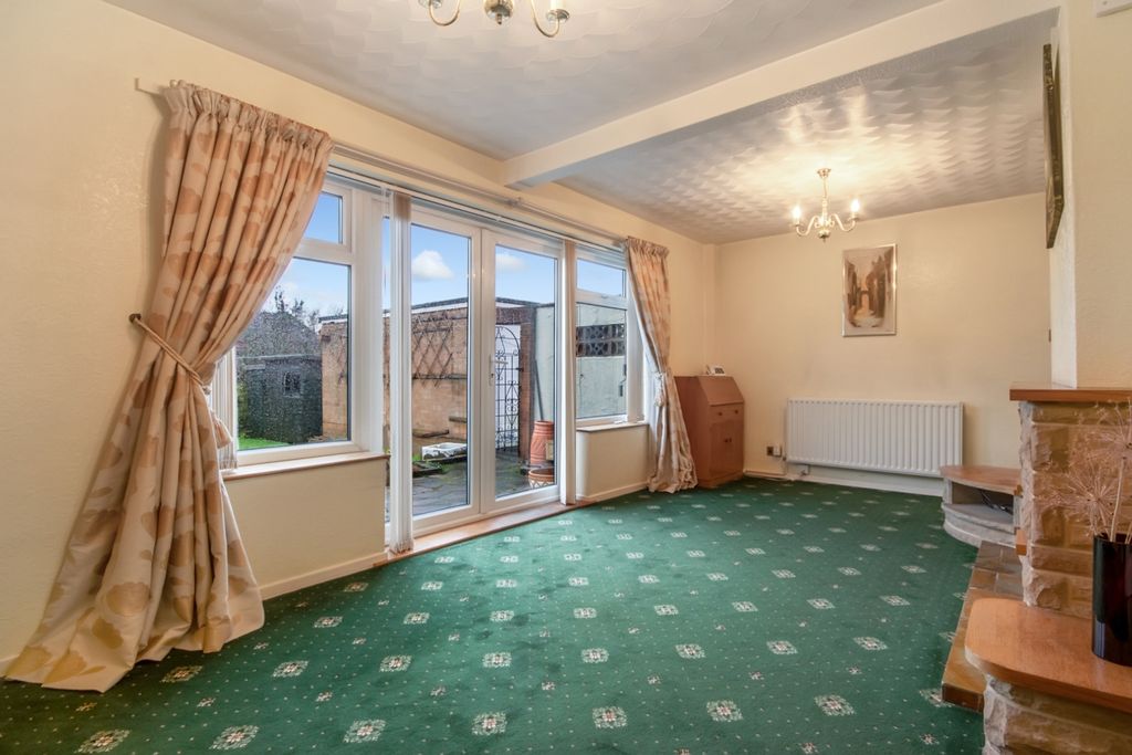 Property photo 3 of 11 Img_1986-Hdr