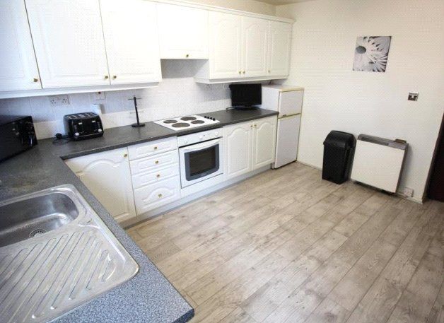 Property photo 3 of 8 Picture 3