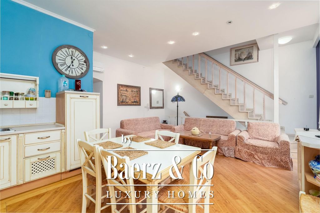 Property photo 1 of 39
