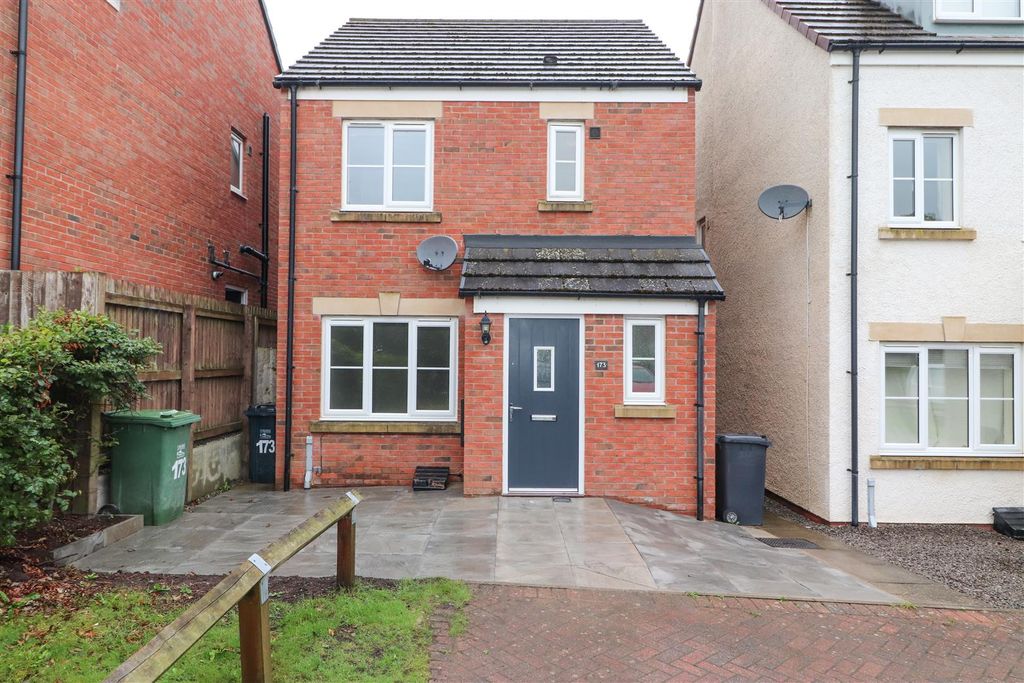 Property photo 1 of 14 173Glaramara Ext Adv 1.Jpg