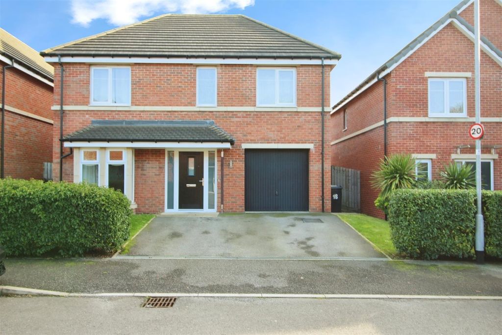 Property photo 1 of 21