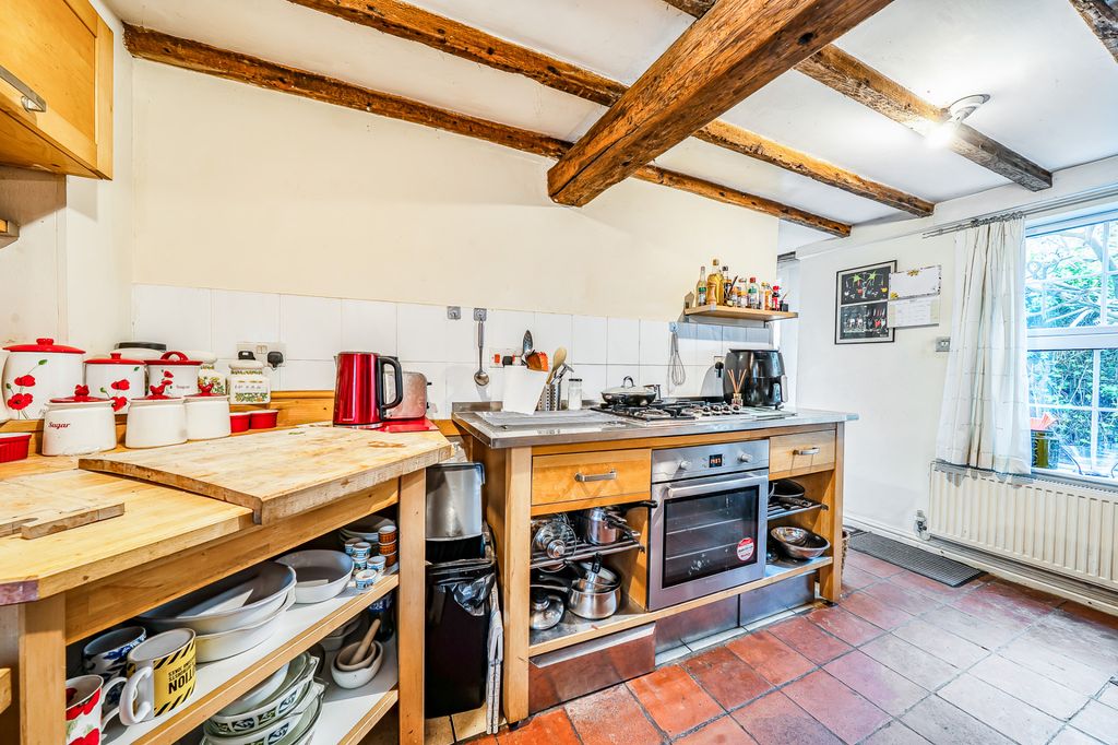 Property photo 3 of 16