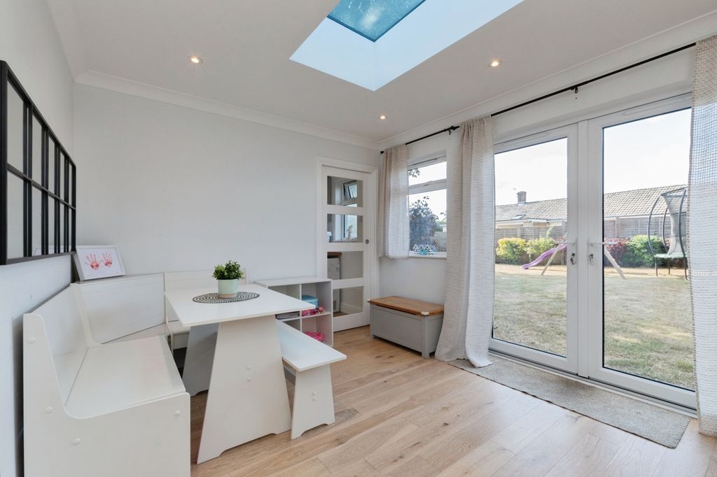 Property photo 2 of 20 Pbox-Img.Jpg