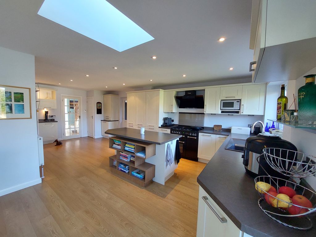 Property photo 2 of 13 20260318_145559