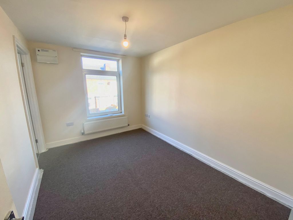 Property photo 2 of 5 Image