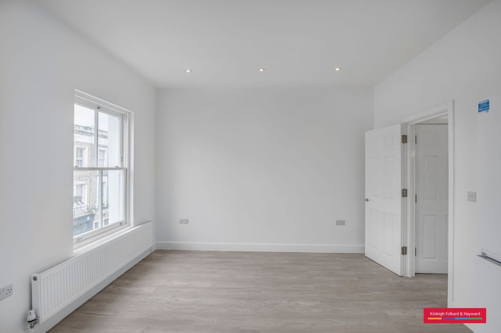 Property photo 2 of 10 Picture No. 09
