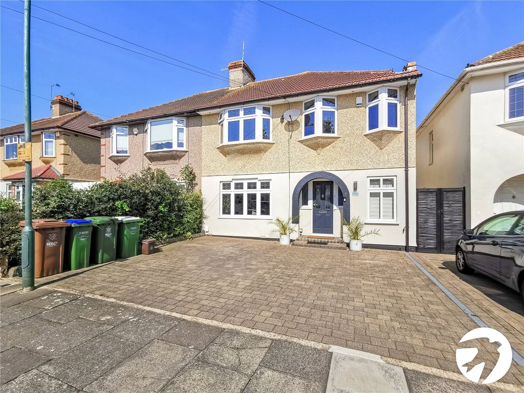 Property photo 1 of 21 Picture No. 23