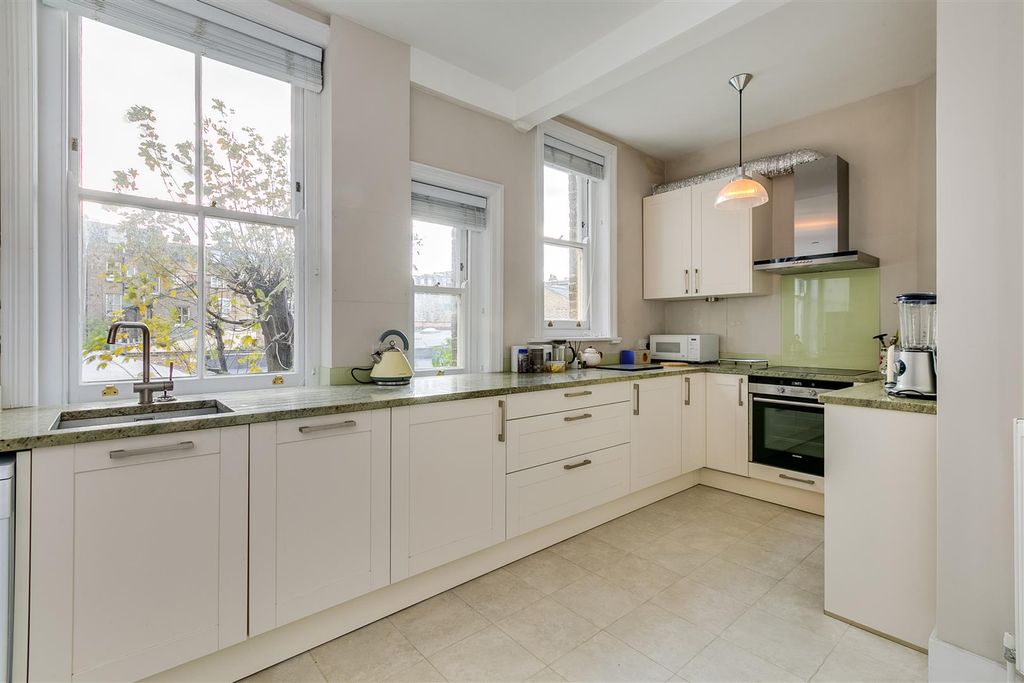 Property photo 3 of 11 Hamlet Gardens, W6 - For Sale