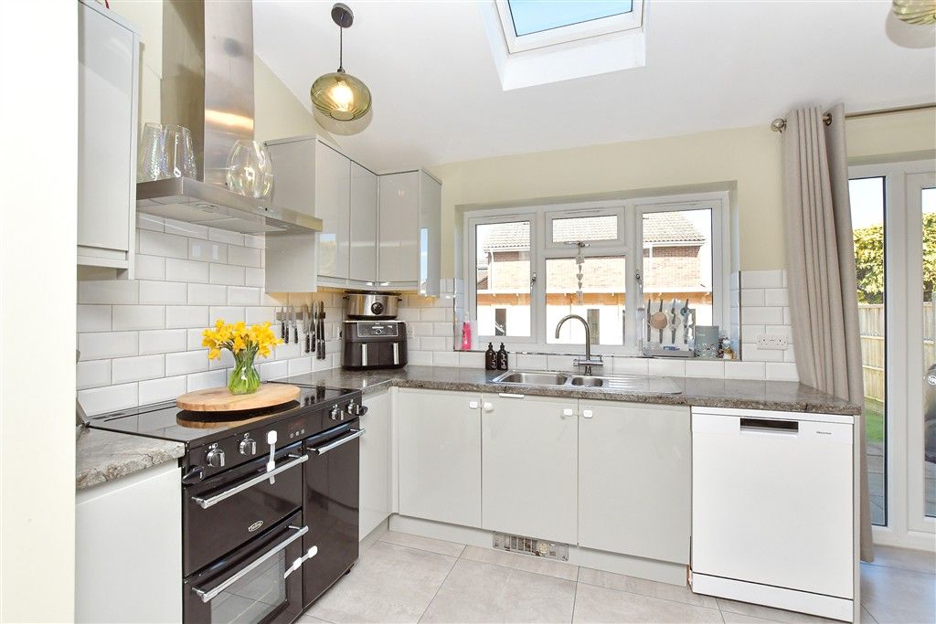Property photo 2 of 14 Kitchen/Diner