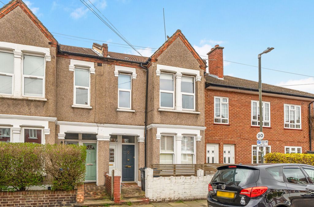 Property photo 1 of 11 External