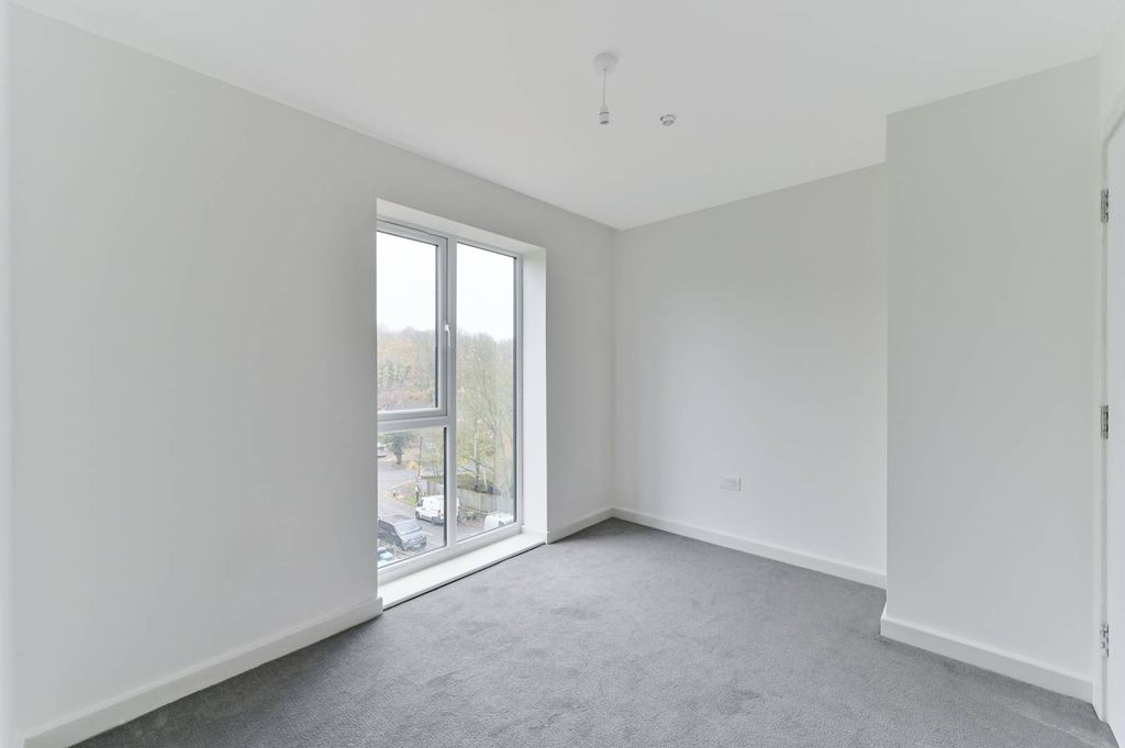 Property photo 2 of 2