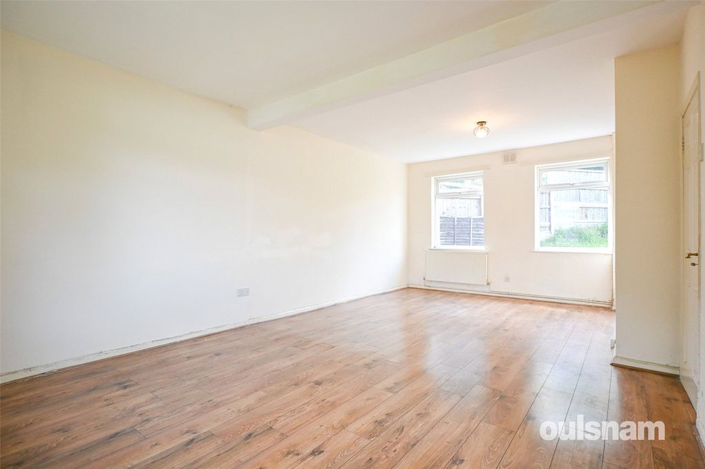 Property photo 3 of 26 Picture No. 12