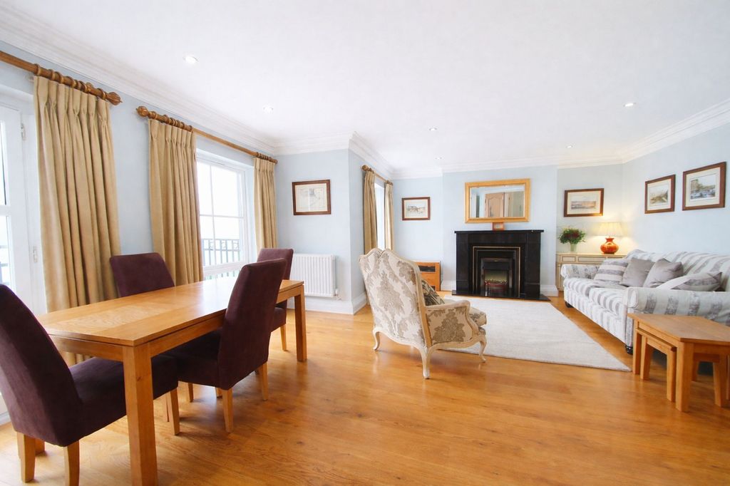 Additional image 7 of 2 bed flat for saleSecond Floor Apartment, Douglas Head Apartments, Douglas IM1