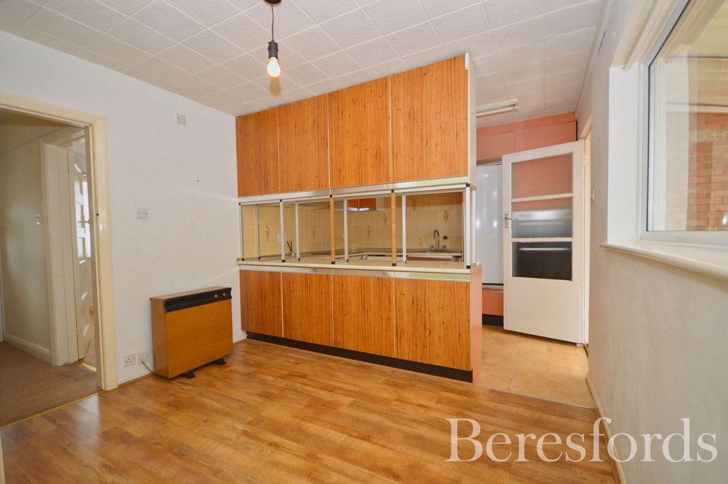 Property photo 2 of 11 Picture No. 20