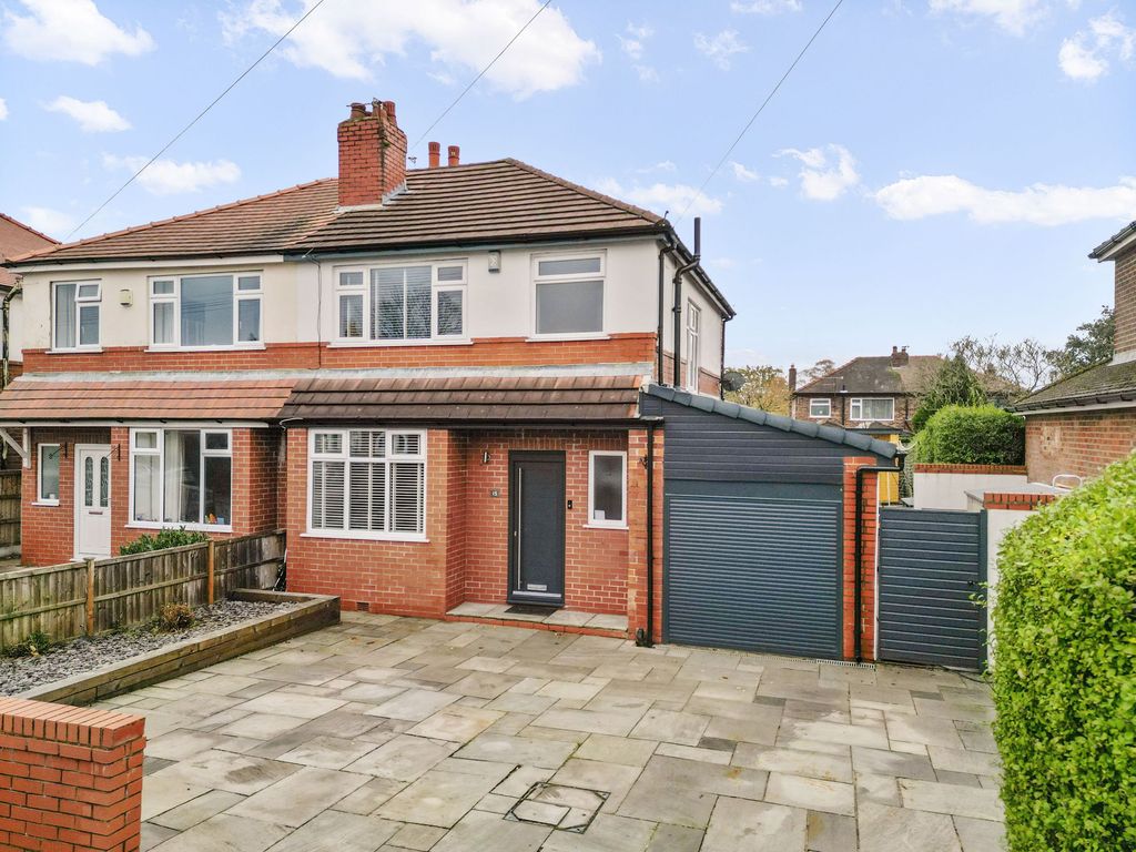 Property photo 1 of 27