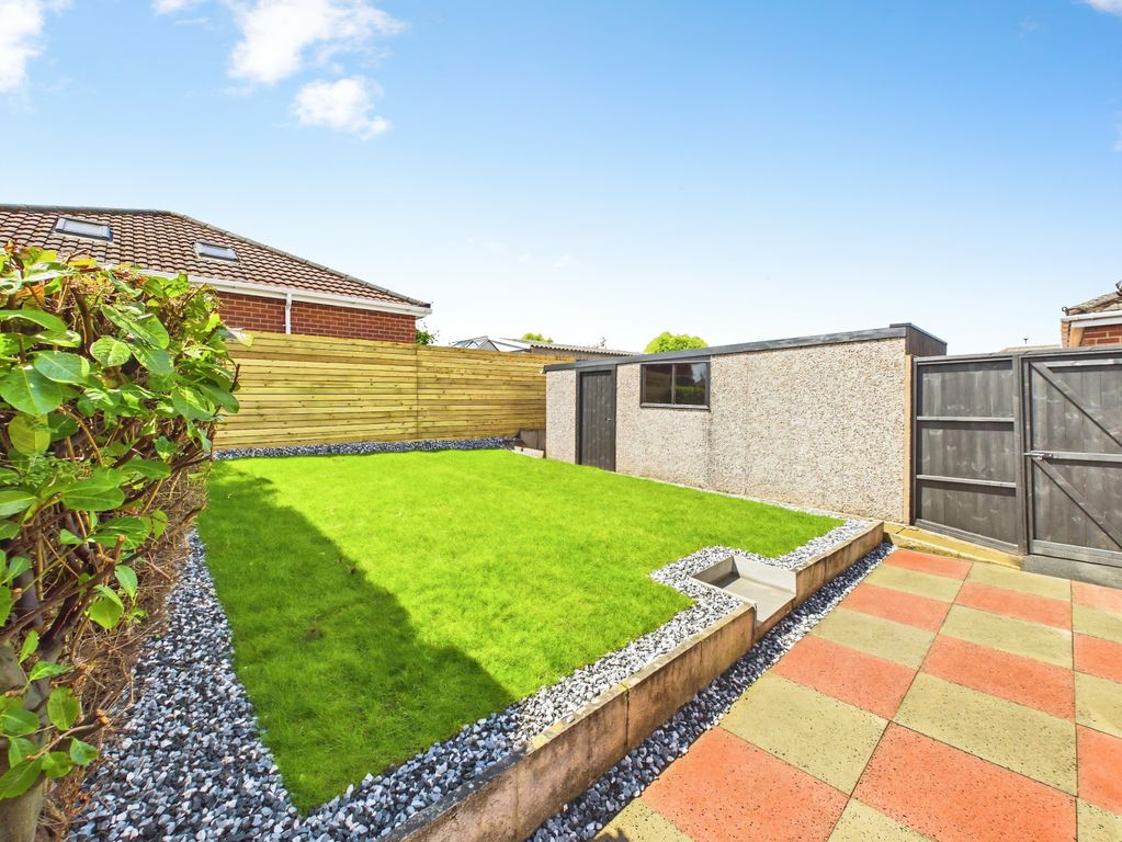 Property photo 2 of 30