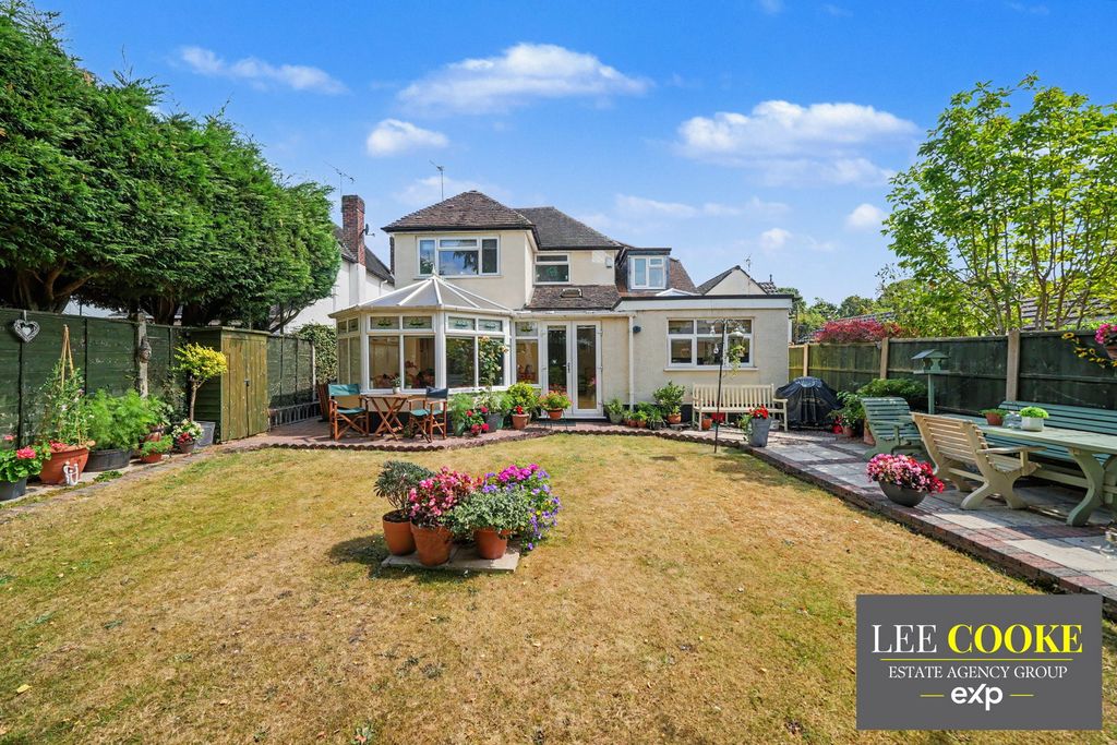 Property photo 2 of 51