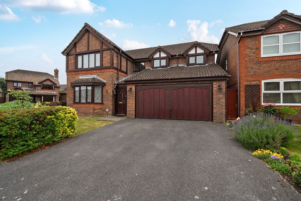 Property photo 3 of 15 Picture No. 23