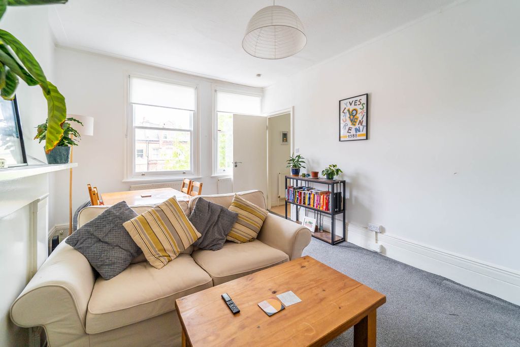 Property photo 2 of 11 Ndb06305