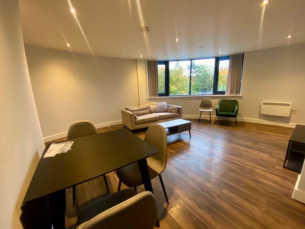 Property photo 2 of 12