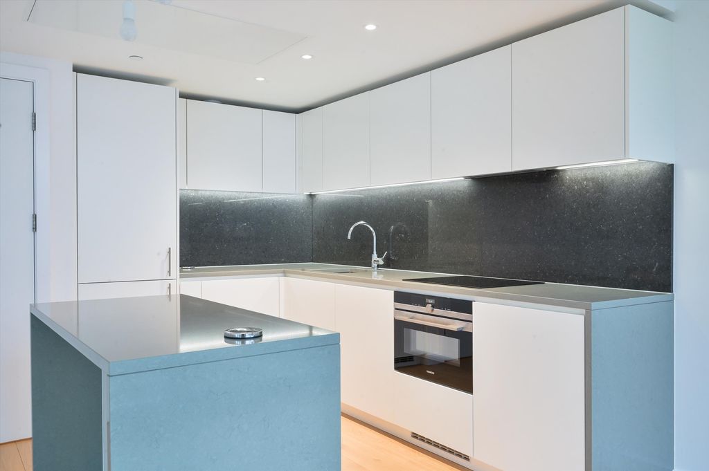 Property photo 3 of 13 Image