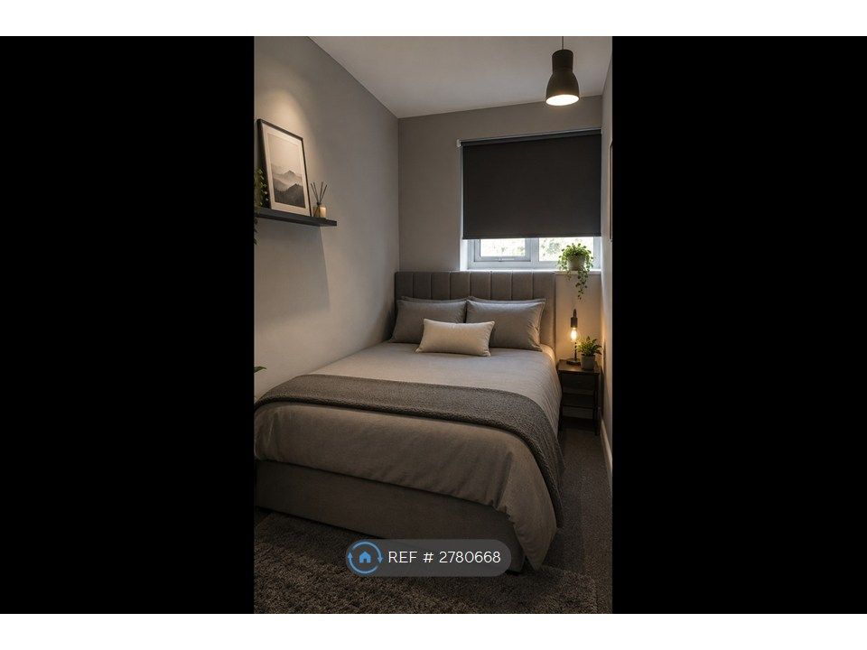 Property photo 1 of 4 Ely Close, Rm 1