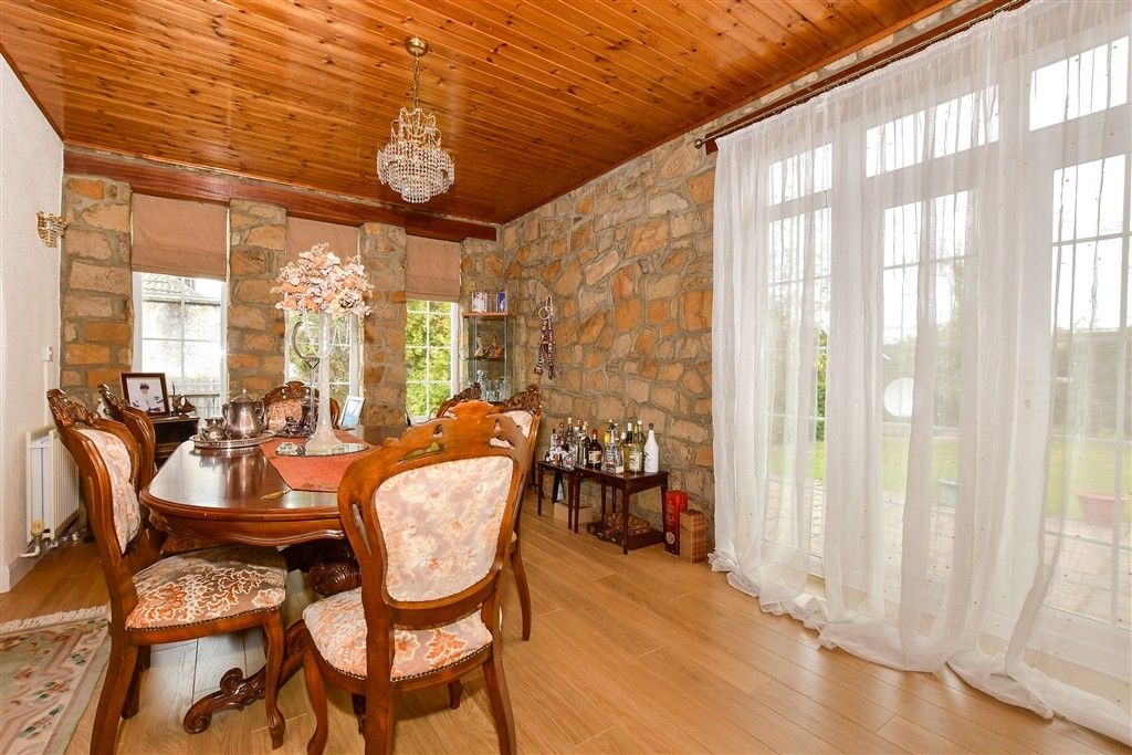 Property photo 3 of 12 Dining Area