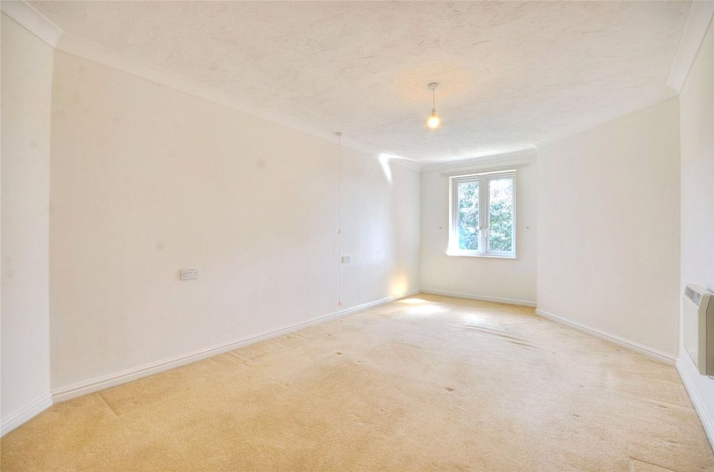 Property photo 3 of 10 Bedroom One