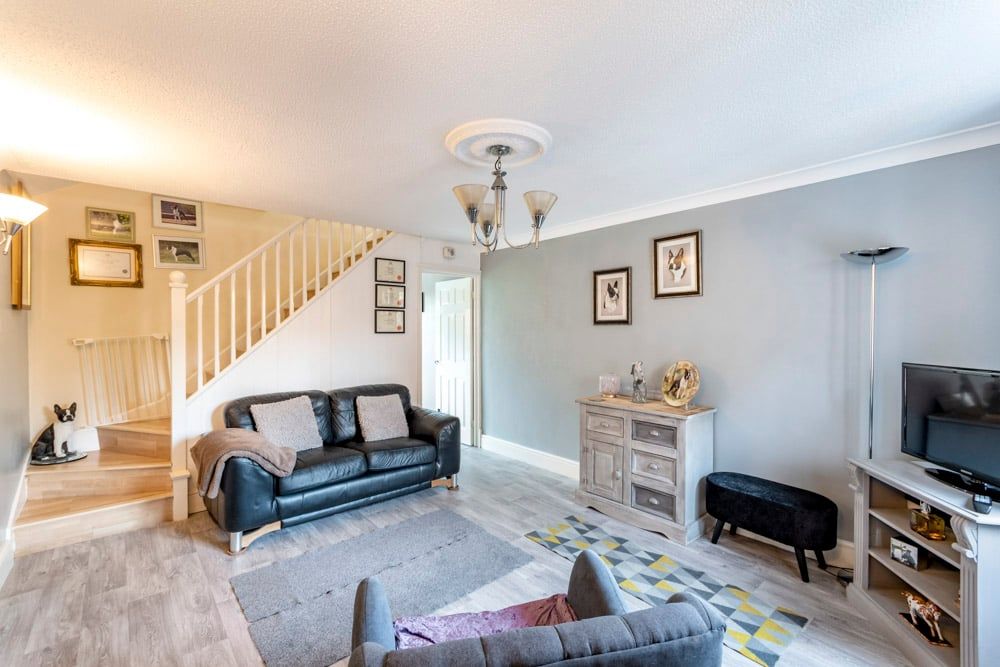 Property photo 2 of 10