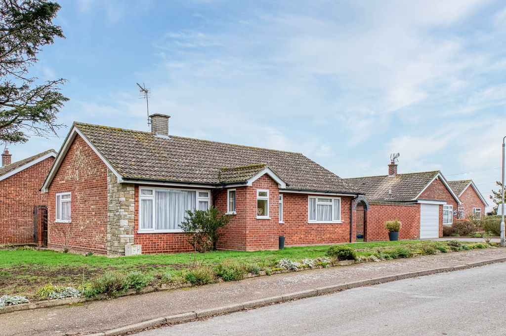Property photo 1 of 23