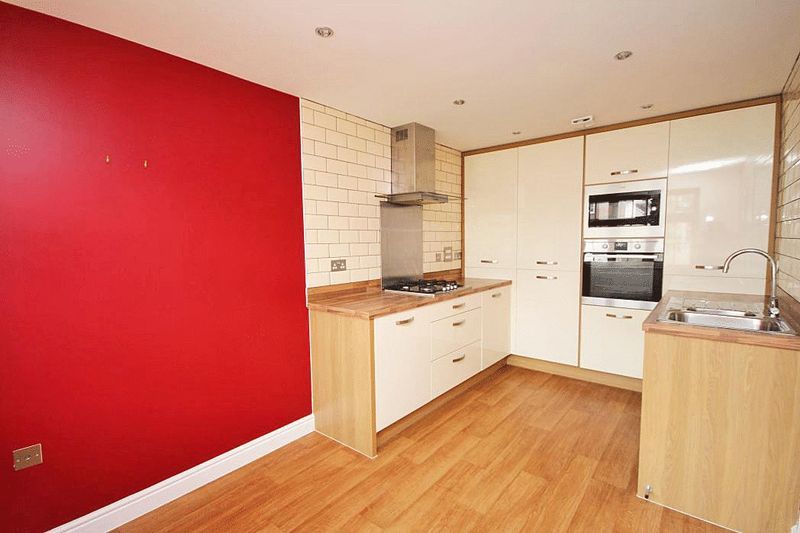 Property photo 3 of 15 Kitchen-Diner