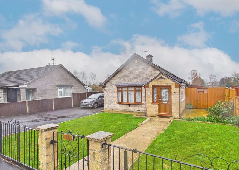 Property photo 1 of 17 Photo 17